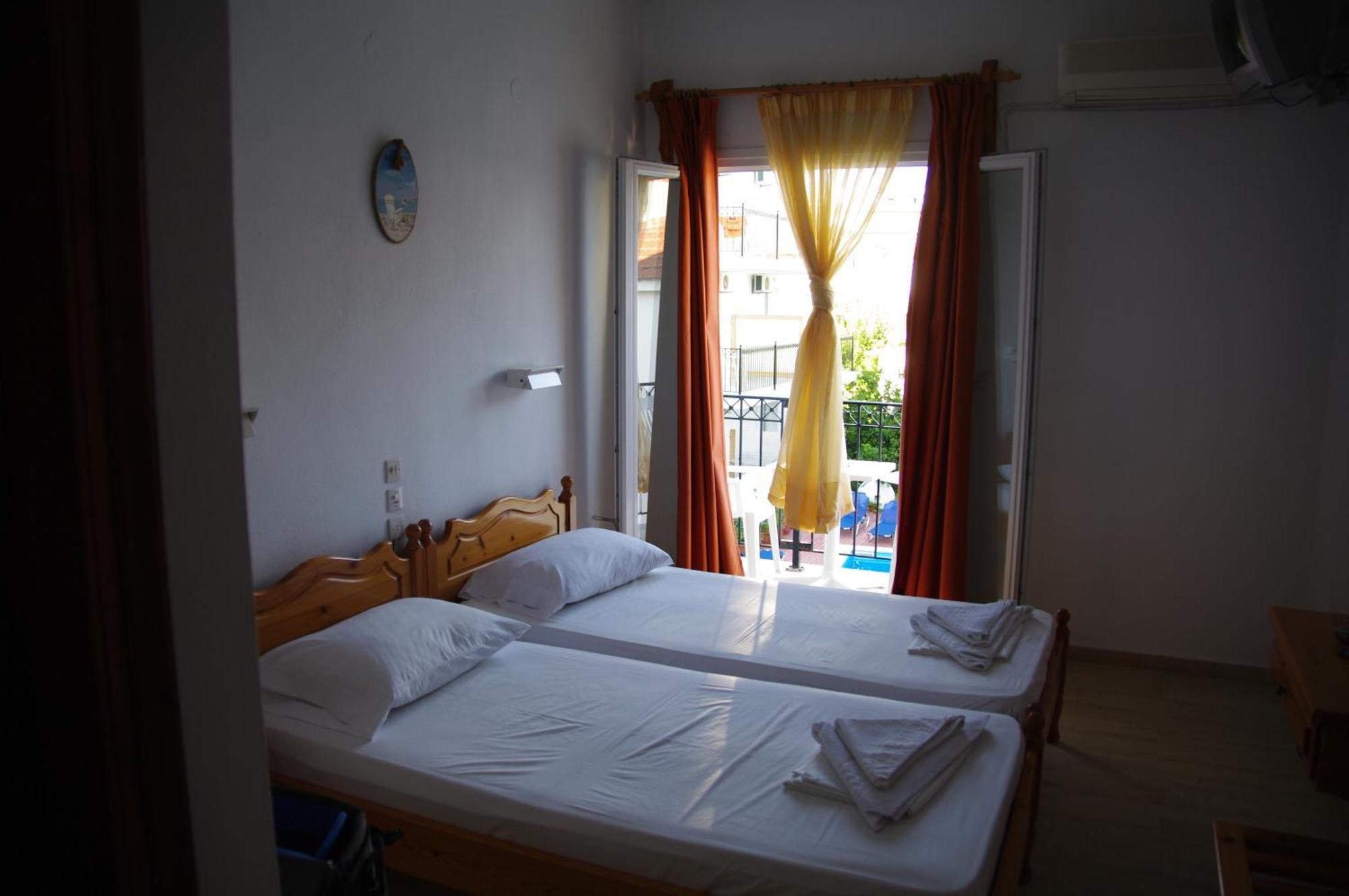 Hotel Marlton Skiathos Chora Extérieur photo